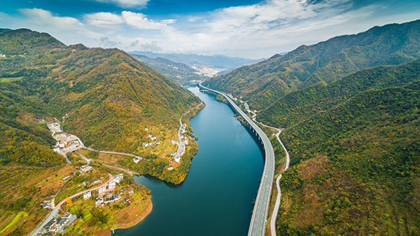 紫阳县水质优良，水资源丰富（资料图片）.jpg