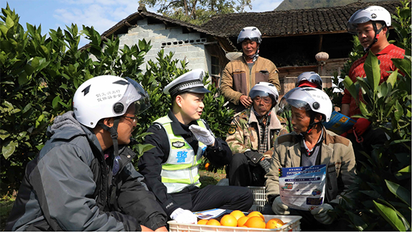 农村道路交通安全知识进农村.png